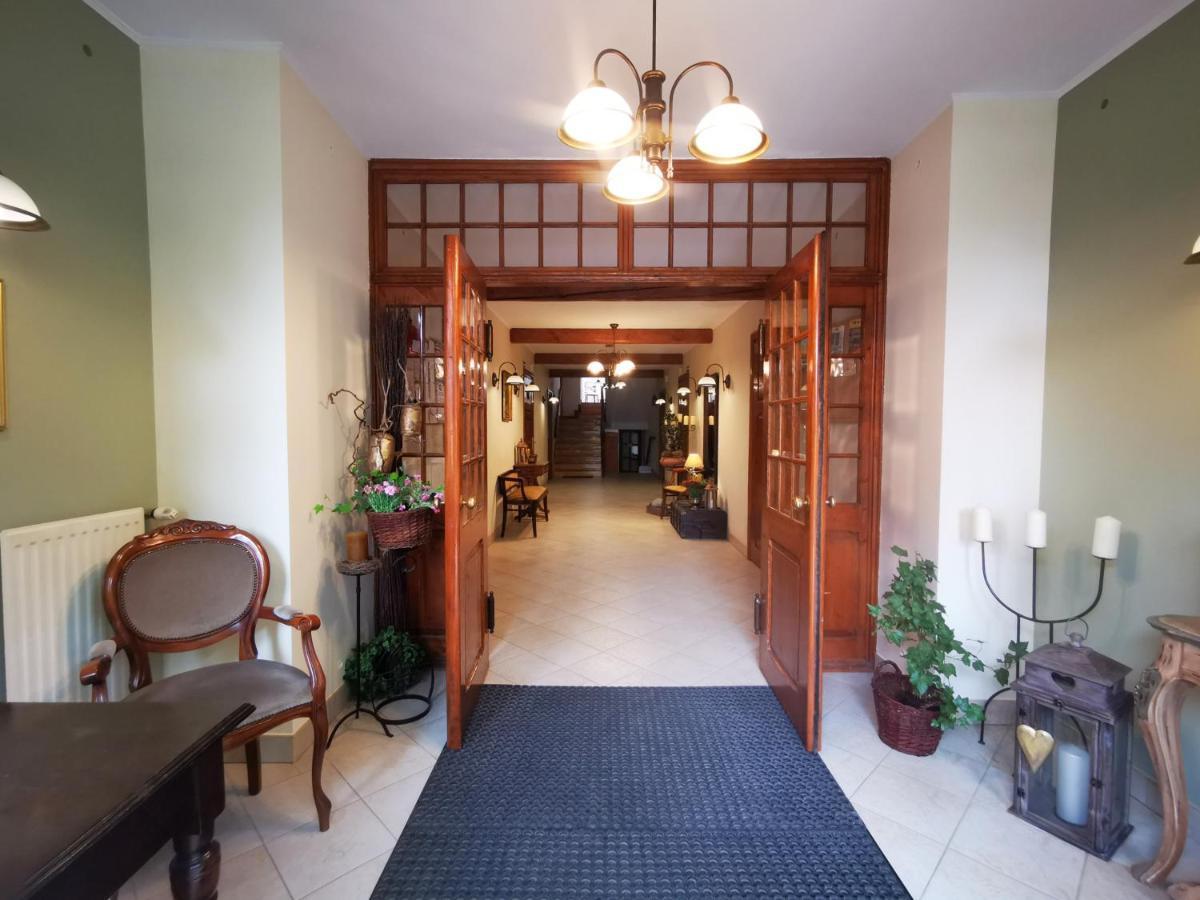 Pensjonat Akacja Kudowa-Zdrój Esterno foto
